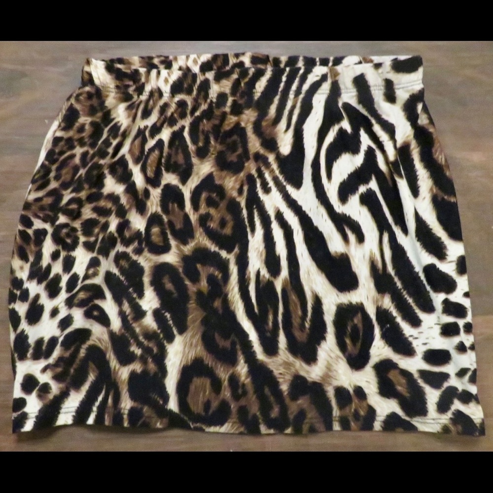 Cheetah print mini skirt